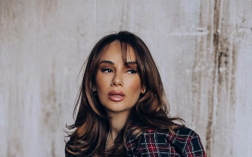 Айза рассказала о том, что переписывалась с Павлом Дуровым во время отношений с Гуфом