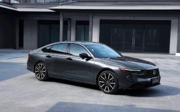 Honda начала продажи обновленного седана Accord
