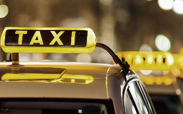 Названа сумма налога, который будут платить таксисты