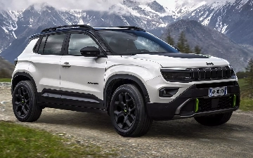 Jeep улучшил обновленный Avenger