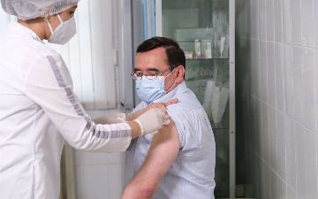 Стало известно, какой слой населения больше всего вакцинировался