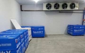 В Узбекистан доставлено 90 000 доз вакцины «Спутник V» от коронавируса
