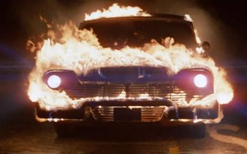 Узнайте, какой автомобиль стал самым популярным героем в фильмах ужасов