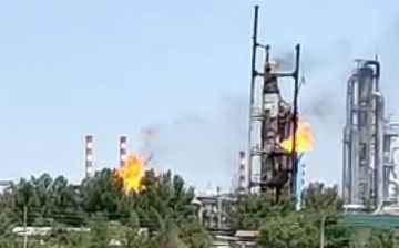 В Кашкадарье произошел крупный пожар на заводе: один человек погиб, еще двое пострадали