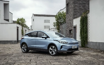 Geely закрывает свой электрический суббренд Geometry