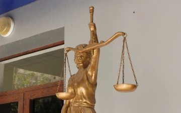 В Ташкенте вынесли приговор судье, угнавшему авто