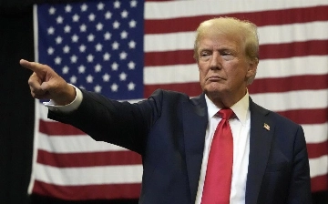 Трамп заявил, что США следят за Ираном