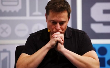 Илон Маск перестал быть самым богатым человеком мира