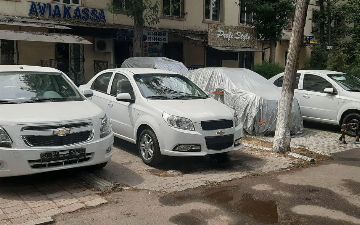 Автосалон обманул более ста покупателей и потратил деньги по своему усмотрению 