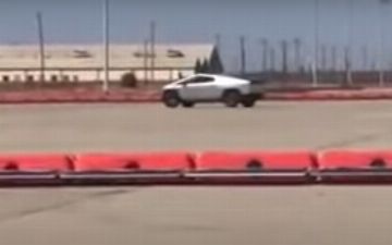 Tesla испытала обновленную версию модели Cybertruck
