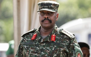 Главком Уганды потребовал от Турции $1 млрд и самую красивую женщину 