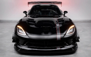 На аукцион выставили один из последних экземпляров Dodge Viper
