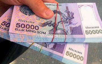 Рост зарплат узбекистанцев замедлилcя в разы 