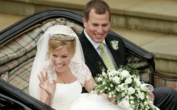 Внук Елизаветы II официально развелся