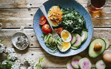 Врач дала рекомендации по питанию после «короны»