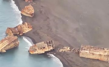 В Японии после землетрясения всплыли затопленные корабли времен Второй мировой войны