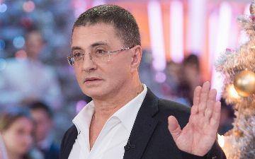 Мясников рассказал, как затормозить распространение омикрона