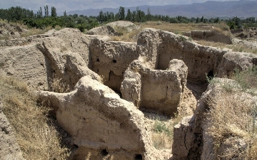 В двух областях историческим памятникам нанесли ущерб почти на 2 млрд сумов