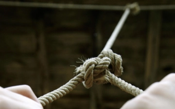 Житель Нарына повесился из-за ухода жены