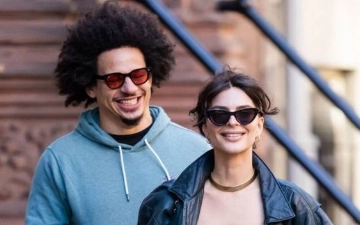 Эмили Ратаковски намекнула на расставание с новым бойфрендом