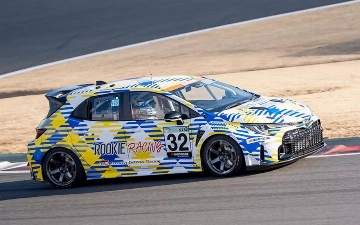 Toyota завершила первое в мире испытание гоночного авто на жидком водороде