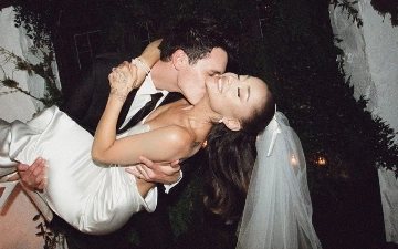 Муж Арианы Гранде хочет сойтись с певицей