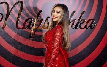 Муниса Ризаева показала пригласительные на ее свадьбу, которая пройдет уже 28 августа