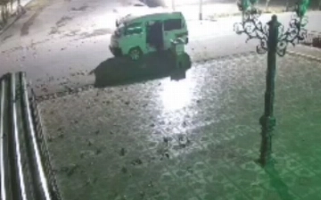 В Фергане неизвестные украли ящик для пожертвований