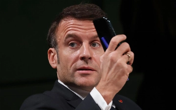 Макрон планирует запретить доступ к соцсетям для детей младше 15 лет