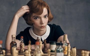 Подборка лучших сериалов по результатам «Эмми 2021»