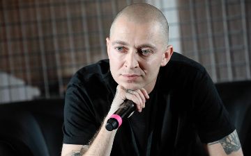 Oxxxymiron занял первое место в чарте Apple Music