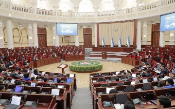 Депутаты приняли в первом чтении законопроект о госбюджете Узбекистана на 2026 год