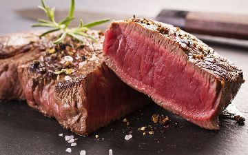 Известный врач опроверг вред красного мяса для сердца