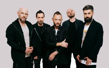 Рома Зверь выпустил книгу о группе