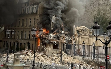 В центре Парижа прогремел взрыв, пострадали почти 40 человек (видео)