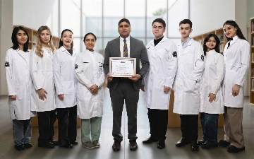 Школа стоматологии Central Asian University получила полную международную аккредитацию