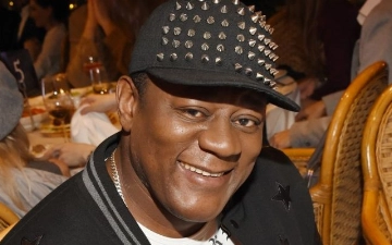 В Москве за полчаса до начала отменили прощание с Пьером Нарциссом