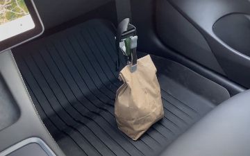 Такого вы еще не видели: в социальных сетях показали самый странный ремень безопасности