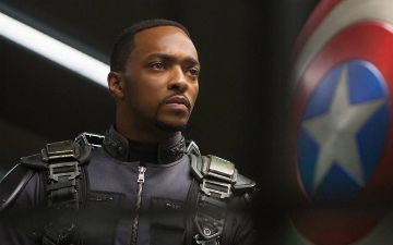 Стало известно, кто станет новым Капитаном Америка: узнайте его имя