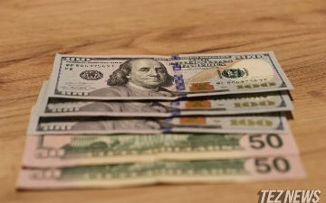 Несколько коммерческих банков начали продавать доллар по 11 200 сумов