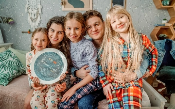 Вышел первый трейлер продолжения «Папиных дочек»