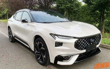 В Китае рассекретили обновленный Ford Evos