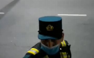В Джизаке уволили инспектора ДПС, который оскорбил водителя - видео