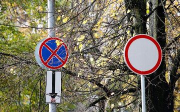 Президент одобрил закон о снижении штрафов за нарушение правил остановки или парковки в Узбекистане