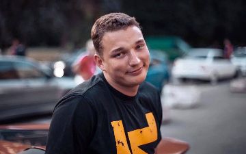 Блогера Эдварда Била отправили в колонию на год и два месяца – видео