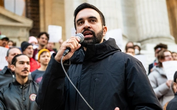 Нью-Йорк впервые возглавит мусульманин: Зохран Мамдани одержал победу на выборах мэра