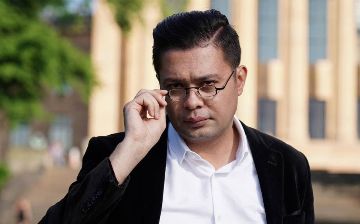 Отабек Махкамов показал, как американцы танцуют «Андижанскую польку» — видео