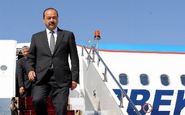 Абдулла Арипов прибыл в Душанбе