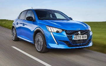 В сети показали обновленный Peugeot 208