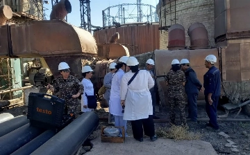 В Навои из-за загрязнения воздуха приостановили работу свыше 20 предприятий